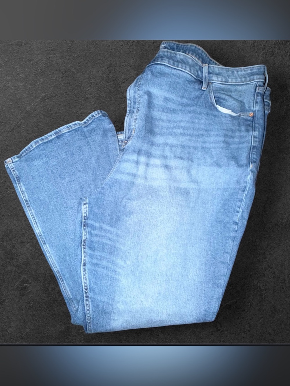 Old Navy Extra High-Rise Flare Jeans – Women’s Size 28 - Picture 1 of 2